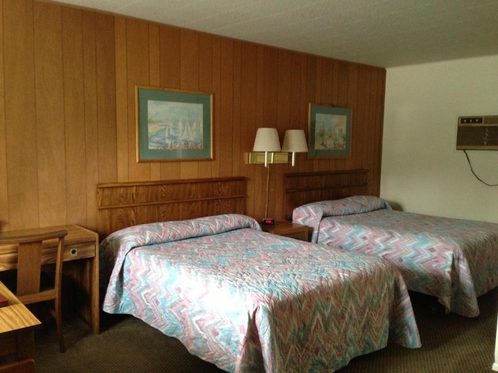 Capri Motel Mackinaw City Værelse billede